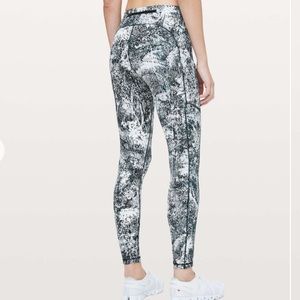 Lululemon Speed Up Tight 28”